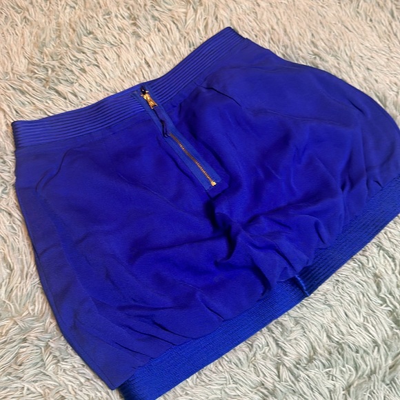 BCBG MaxAzaria Royal Blue High-waisted Mini Skirt Size 4 With Pockets - Picture 7 of 9